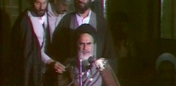 قیام و استقامت از ویژگیهای رهبری‌