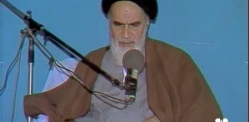 توطئه دشمن برای منزوی کردن روحانیت‌