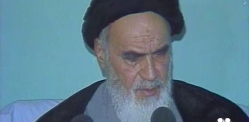امور سیاسی که در حج واقع می شود باید روی نظام باشد