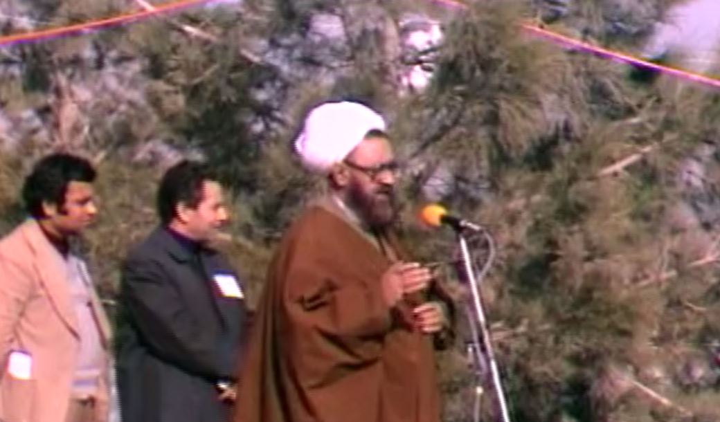 فیلم - درخواست شهید مطهری از مردم برای بازکردنِ راه امام - pic.jpg